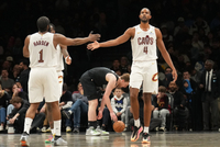 莫布里：阿伦若不打我必须统治内线 然后为哈登创造轻松得分机会