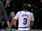 就差一分了！基昂特·乔治反击上篮打停雄鹿