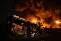 牛弹琴：中俄看不下去了