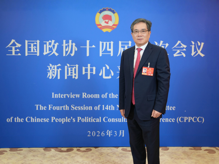 全国政协委员、贝达药业股份有限公司董事长丁列明 