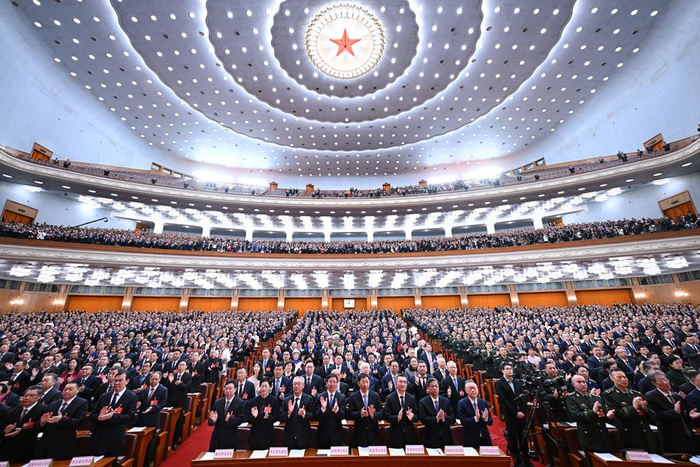 3月9日，十四届全国人大四次会议在北京人民大会堂举行第二次全体会议。新华社记者 燕雁 摄