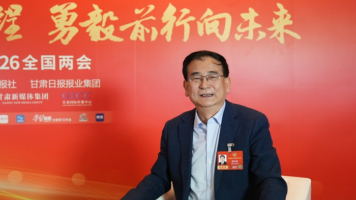 全国政协委员、甘肃省工信厅副厅长黄宝荣 图片来源：受访者提供