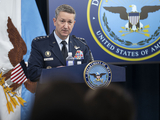 美国参谋长联席会议主席：美军打击伊朗地下武器库