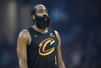 前三节21分4板5助！骑媒：这是哈登加盟骑士以来打得最好的一场