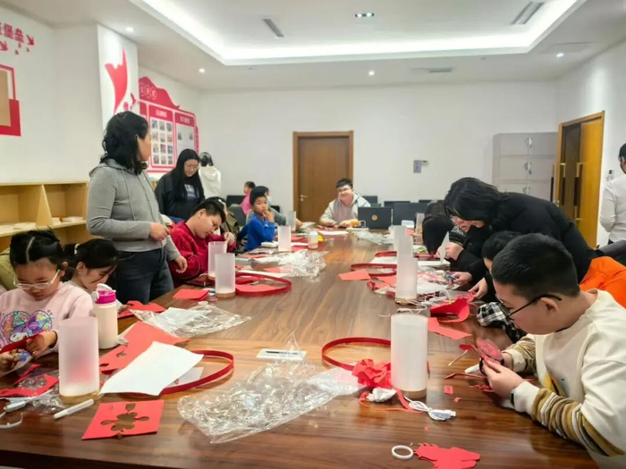 内蒙古赤峰“Hi红山！——大学生文博志愿科普创想计划”活动现场