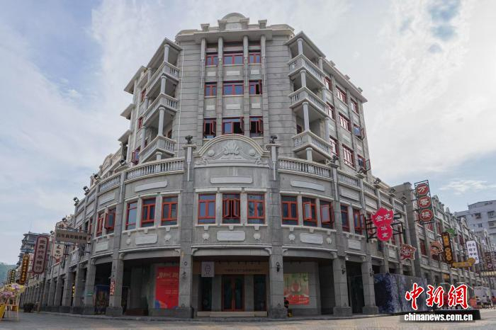 　　广西深入实施城市更新行动。图为梧州市骑楼城城市更新项目。　秦钟明 摄