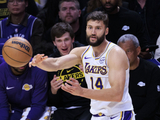 损兵折将！湖人官方：克莱伯因腰部拉伤将缺席今日对阵森林狼比赛