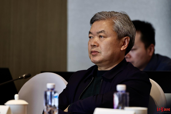 ▲全国政协委员、中国传媒大学党委书记廖祥忠