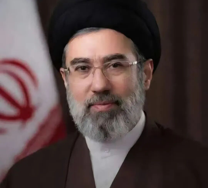 穆杰塔巴·哈梅内伊。