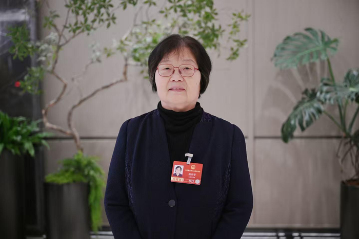 ▲全国人大代表、编剧赵冬苓 受访者供图