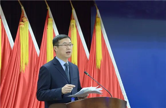 全国人大代表、航天科技集团五院513所所长、党委副书记李林。