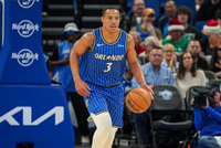 横冲直撞！贝恩首节各种冲筐 出战9分钟&amp;5中4拿到8分2板2助