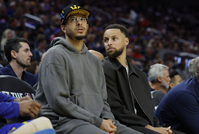 库里：很遗憾因伤病没能和赛斯在场上多打球 很快能看到我们同台