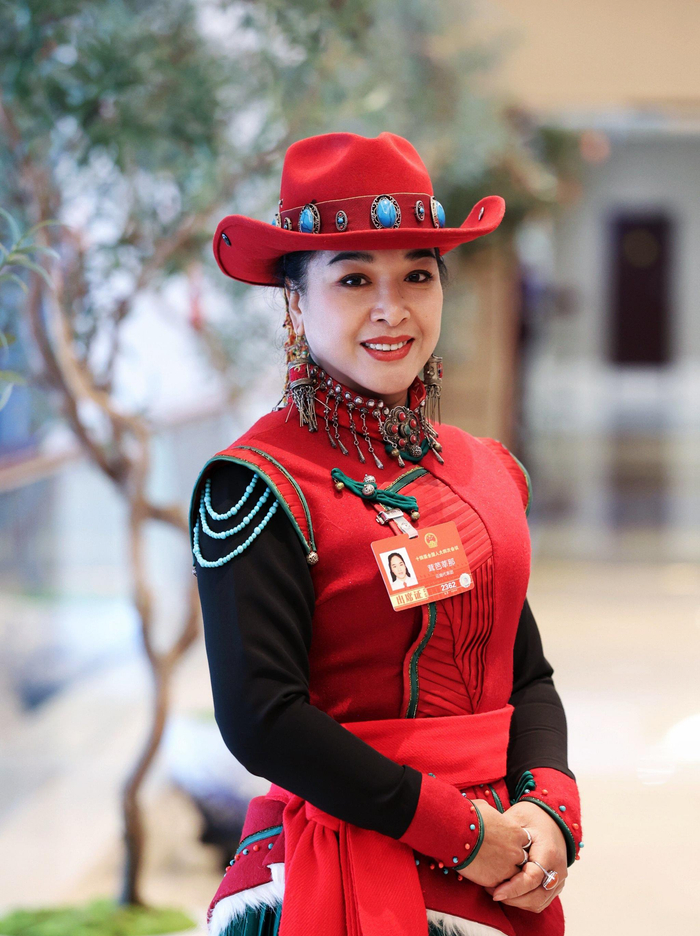 全国人大代表、云南省怒江傈僳族自治州民族文化工作团一级演员茸芭莘那 受访者 供图