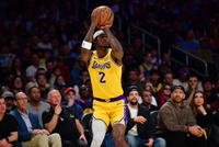 雷迪克：范德彪有时会因为赌博式防守陷入麻烦 这听起来很糟糕