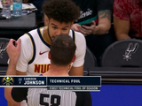 本赛季首T！卡梅隆·约翰逊拉拽加推卡斯尔犯规 回放补吹技术犯规