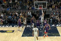 空中轰炸！汤普森送抛传 祖巴茨空接暴扣拿到步行者生涯首分