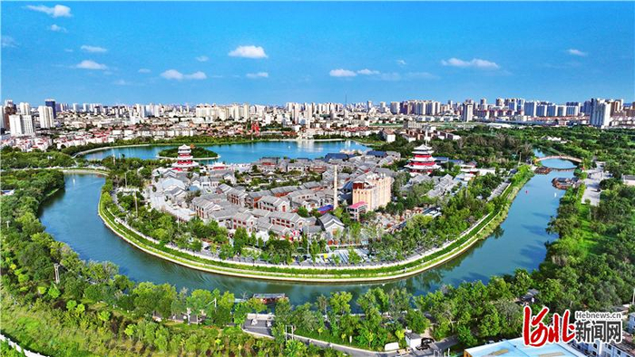 2025年8月18日拍摄的大运河沧州段。 河北日报记者 张 昊摄
