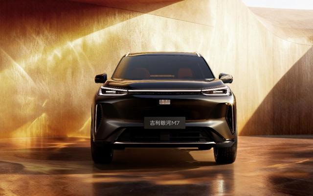 未来，吉利银河全系混动车型将陆续搭载神盾金砖电池。企业供图