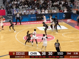 破荒！张茹中路突破上篮得手 拿到个人本届赛事首分