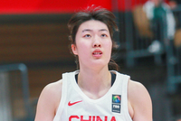 准且全面！罗欣棫半场3记三分球拿下9分2板4助2断 正负值+16最高