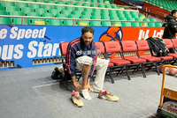 鲁媒：山东男篮大外援琼斯脚上伤好多了 还是有感觉 是拉伤