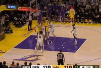 强硬一把！艾顿奋力拼下前场篮板 随后力压约基奇抛投得手