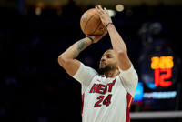 斯波谈鲍威尔替补：这个决定不好做 他和希罗都会打很长时间