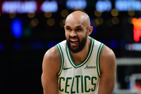 马祖拉：怀特能防不同风格的球员 这让我们变得更全能战术更灵活