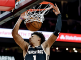 新鹰王！杰伦·约翰逊20中10得23分10篮板12助攻再砍三双！