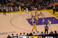 这球怎么传的？东契奇突破不看人妙传 八村塁罚球线急停中投命中