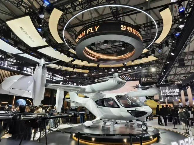 追觅展会现场 | 图片来源：极客公园