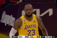 行云流水！斯玛特抢断&amp;拉拉维亚长传 詹姆斯追击三分一箭穿心