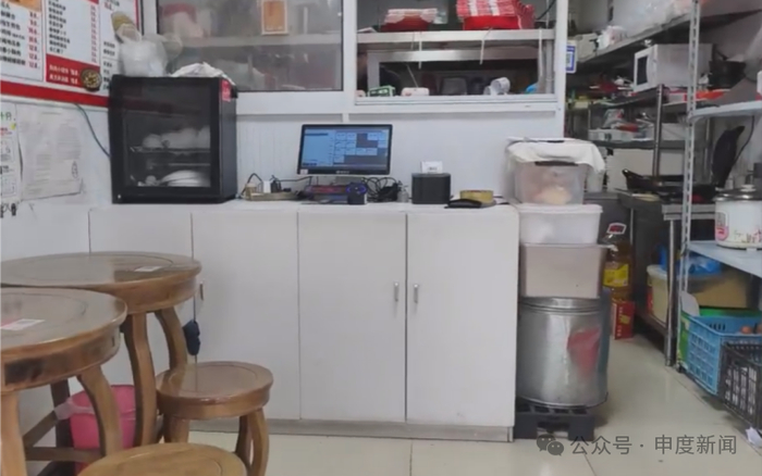 ▲曼玲粥店水城路店店内环境