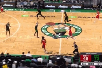 超远距离！特雷·杨后场长传助飞库利巴利空接暴扣