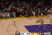 好家伙你跑这么快！约基奇瞅准时机抢断 一马当先反击单臂暴扣！