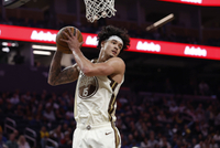 勇士超级残阵压着尼克斯打！曾令旭：尼克斯有点轻敌