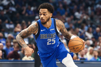 PJ·华盛顿谈打中锋得20分：队友们的传球太好了 让我能轻松出手