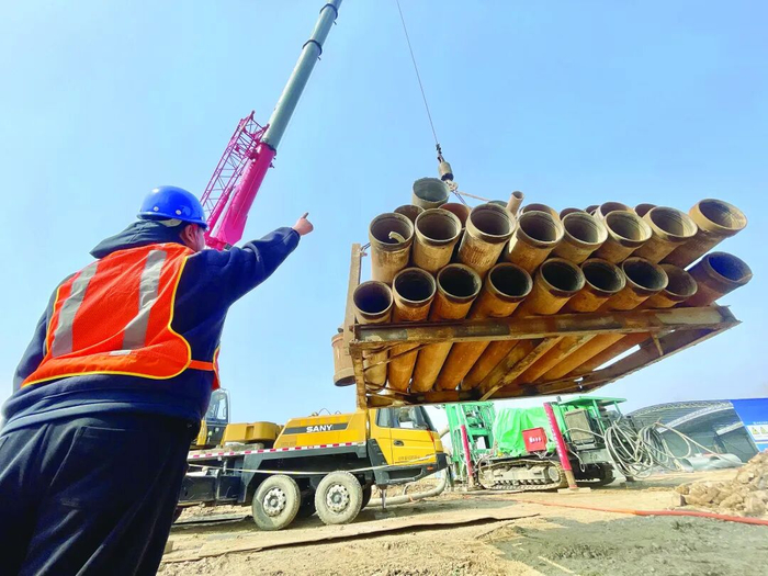 津沧高速公路（静王路收费站至九宣闸段）改扩建工程现场