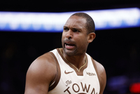 勇士官方：霍福德&amp;赛斯·库里已接受MRI检查 一周后重新评估