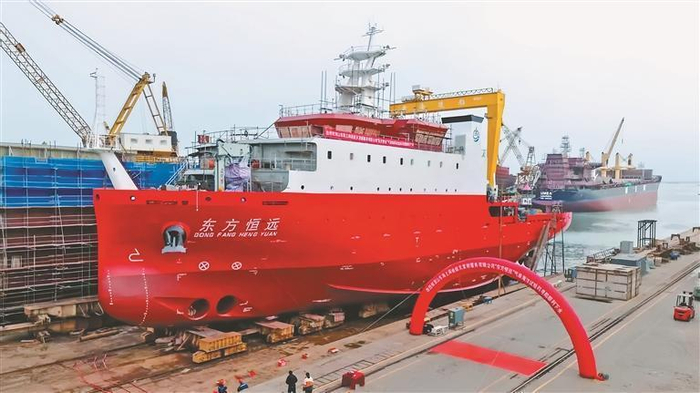     “东方恒远”号海上航天发射指挥测量船。图片由哈工程提供