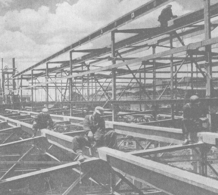 第一汽车制造厂建设现场  资料图片