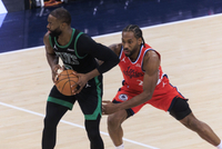 尼克·杨：坎宁安和布朗比小卡更值得进一阵 后者应该是二阵