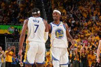 好基友！想希尔德吗？巴特勒：是啊 更衣室都比以前安静了一点