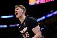 希罗：亚库乔尼斯非常努力 随着慢慢成长大家会看到他有多出色