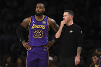 雷迪克：詹姆斯最近这段时间的进化 体现在他的耐心上！