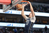 【菜鸟】弗拉格17分6板5助2断2帽6失误 贝利17分 特拉奥雷13分6助