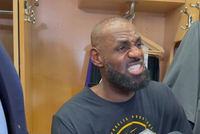 詹姆斯：我能上场帮助球队赢下一场比分焦灼的比赛 这种感觉很酷