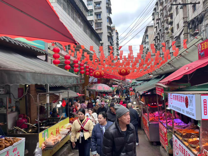 图/杨青青