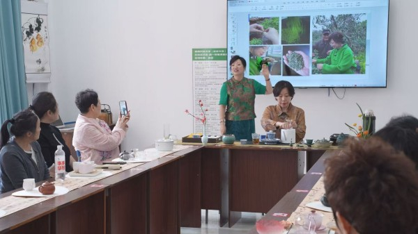 整合优势资源 打造全民终身学习阵地_乐游天下